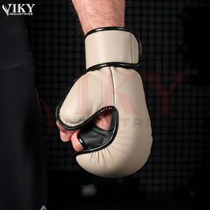 Gants de combat MMA personnalisés, nouvel arrivage, avec logo personnalisé, service OEM ODM, rembourrage intégral noir épaissi - Product Image 5