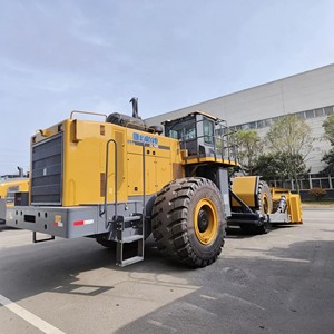 รถดันดินขนาดใหญ่รุ่น DL560 สำหรับงานหนัก พร้อมเครื่องยนต์ มอเตอร์ และปั๊ม สำหรับงานเหมือง งานก่อสร้าง งานปรับระดับดิน และงานดันวัสดุ - Product Image 4