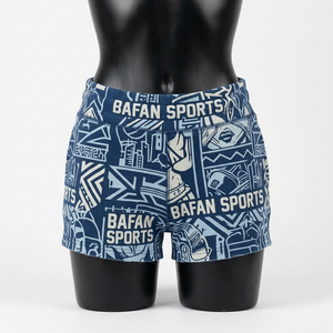 Shorts de mujer tipo booty, poliéster y spandex premium, 220 GSM, estampado gráfico azul, panel sin costuras, logotipo personalizado por sublimación. - Product Image 5