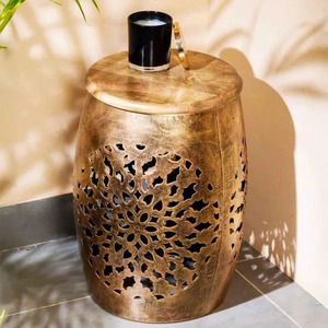 Mesa de Centro de Estilo Asiático Hecha a Mano con Base Redonda Tallada en Dorado para Sala de Estar - Product Image 4