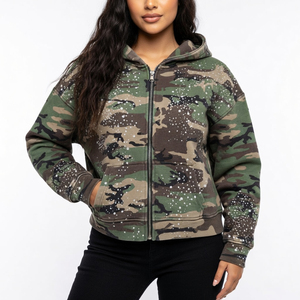 Sudadera con capucha de moda con logo personalizado estampado, camuflaje y pedrería, con cremallera, de algodón grueso y forro polar, estilo oversize, streetwear unisex - Product Image 3
