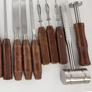 Juego de instrumentos quirúrgicos ortopédicos de calidad alemana premium: cincel osteótomo y martillo para huesos, con accionamiento de tornillo de impacto para columna vertebral, certificado CE ISO - Product Image 2