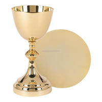 Style Premium cher mariage verre accrocheur qualité laiton calice et coupe à vin courte vente chaude gobelet en métal pour les fêtes
