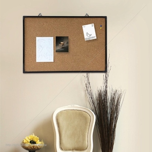 Tablero de Corcho con Marco de Aluminio y Superficie Adhesiva para Notas, Fotos y Exhibiciones - Product Image 6