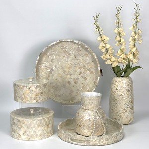 Jarrón de cerámica corto con incrustaciones de nácar, escamas de pescado y patrón cuadrado de mosaico hecho a mano MOP Shell decoración del hogar jarrón de acento - Product Image 5