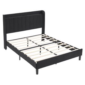 Letto Matrimoniale in Velluto con Stazione di Ricarica, Ripiano Contenitore, Testiera Imbottita Morbida e Trapuntatura Verticale a Canali - Product Image 1