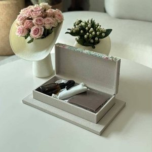 Caja de Joyería de Tela de Algodón de Lujo Hecha a Mano con Bordado de Arte Indio Exótico para Toda Ocasión, Tamaño y Logotipo Personalizables, Arte y Artesanía - Product Image 1