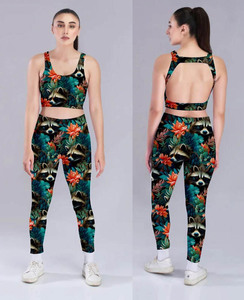 Ensemble de sport 2 pièces pour femme grande taille avec logo personnalisé : Leggings respirants et brassières de sport, idéal pour le yoga, écologique et séchage rapide - Product Image 4