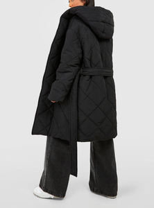Veste matelassée d'hiver pour femmes, qualité export, veste matelassée moderne pour femmes, veste matelassée pour femmes résistante au froid - Product Image 3