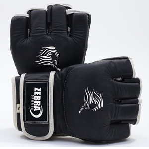 Gants d'entraînement MMA personnalisés noir mat 7oz avec poignées pour le sparring, le grappling, la boxe, le Muay Thai et l'entraînement au sac de frappe – Vente en gros - Product Image 3