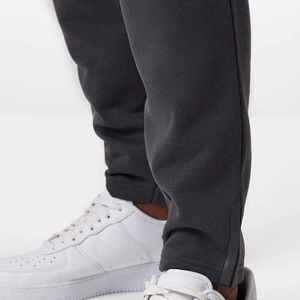 Pantalon de survêtement polaire pour homme, taille élastique, poches latérales, décontracté, pour l'automne, mi-lourd, tricoté, teint uni, respirant, en coton personnalisé - Product Image 2