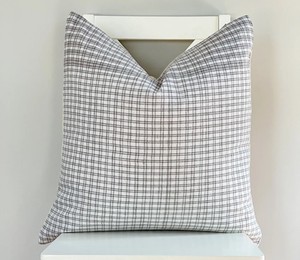 Housse de coussin décorative de Noël en coton 100% tissé, design nordique de haute qualité, pour canapé et chaise d'extérieur - Product Image 1