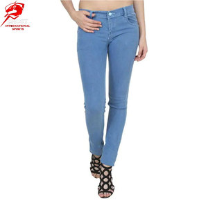 Jeans de Corte Ajustado para Mujer, Marca Privada, Tela Elástica de Calidad, Cintura Media, Costuras Duraderas, Cierre de Botón, Corte Moderno y Elegante - Product Image 1