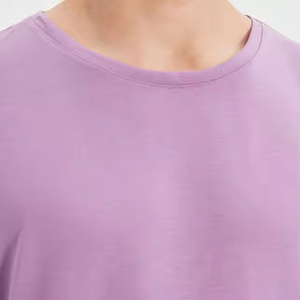 T-shirt Homme Violet Clair Grande Taille 2025 – Nouvelle Collection – Personnalisable avec Logo Imprimé – Design Uni Confortable Coupe Slim Décontractée Manches Courtes - Product Image 1