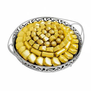 Plateau de présentation en métal argenté de haute qualité pour chocolats, avec poignées à accents floraux, pour occasions et événements spéciaux, prix bas - Product Image 2