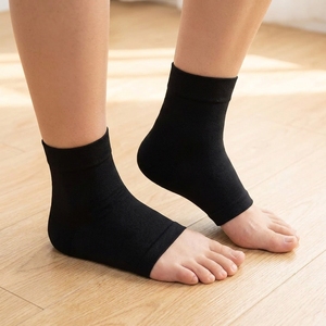 Chaussettes de sport de compression pour cheville, personnalisées OEM/ODM, pour pickleball, en coton fin, couleur unie, antidérapantes, pour adulte, été - Product Image 5