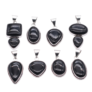 Lot de 50 pendentifs en pierre d'onyx noir, breloques chrétiennes vintage plaquées argent 925 pour hommes et femmes - Product Image 3