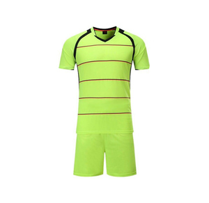 Ensemble de maillot de football pour hommes, noir et vert lime, col en V, manches courtes, uniforme sportif à séchage rapide avec poche, short à taille élastique - Product Image 4
