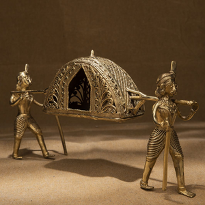 Figurine d'artisanat artistique en laiton sculptée à la main, représentant une personne lisant un livre, offre une ambiance créative merveilleuse, disponible à prix de gros. - Product Image 5