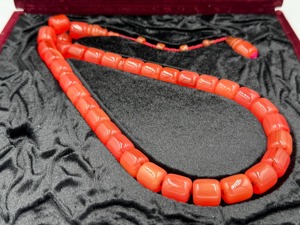 Tasbih de prière musulman en résine écologique haut de gamme, fait main, moderne et luxueux, avec compteur en pierre - Product Image 4