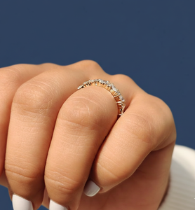 Anillo de compromiso apilable con diamantes cultivados en laboratorio certificados por IGI, corte marquesa, chapado en oro amarillo y rodio, VVS2, 0.58 ct - Product Image 3