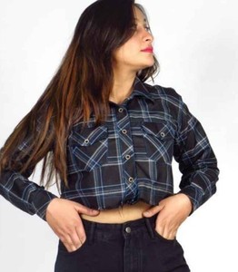 Camisa Corta a Cuadros Azul para Mujer, Manga Larga, Cierre de Botones, Estilo Casual con Bolsillos, Corte Regular, para Todas las Temporadas, Camisa de Franela Tejida - Product Image 3