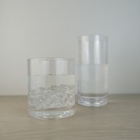 [Holar] Taiwan a fabriqué une tasse à boire de whisky clair en plastique simple pour les fournitures de restaurant d'hôtel de barre de fête