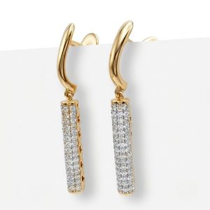 Pendientes de Oro Amarillo de 8 Quilates con Diamantes Cultivados en Laboratorio de 1.08 Quilates, Certificados por IGI, Modelo Barra Colgante - Product Image 3