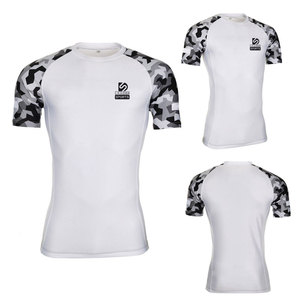 Vêtements de sport pour hommes, t-shirts de compression sur mesure, matière durable, respirante, séchage rapide, écologiques - Product Image 3