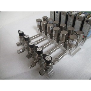 LAM Gas Manifold Assembly, (6) UNIT UFC-<b>1660</b>, 18 - Trusted Global Legacy Semiconductor Equipment and Parts at - Product Image 1