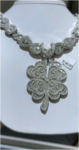 Colgante Personalizado Hiphop con Trébol de Plata 925 Bañado en Oro de 18k, con Moissanita VVS que Pasa la Prueba del Diamante, para Fiestas - Product Image 3