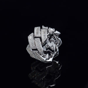 แหวนเงินแท้ S925 ป้องกันสนิม ประดับเพชรโมอิสซาไนต์ทรงบาแกตต์ สี D ระดับความสะอาด VVS1 สไตล์ฮิปฮอป ประดับคริสตัลวิบวับ ปี 2025 รุ่นใหม่ พร้อมใบรับรอง GRA - Product Image 1