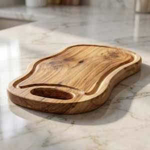 Planche à découper en bois massif naturel de qualité supérieure avec rainure pour les jus et poignée latérale, épaisse et robuste, à prix avantageux - Product Image 3