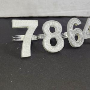 Anneau de serviette numéro 7 8 6 en aluminium, pièce unique, pour événements spéciaux et célébrations importantes - Product Image 3