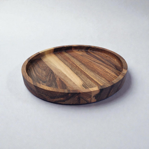 Plateau de service rond en bois rustique, plateau à nourriture en bois massif, plateau de présentation pour café et thé avec bord surélevé pour la salle à manger à domicile - Product Image 3