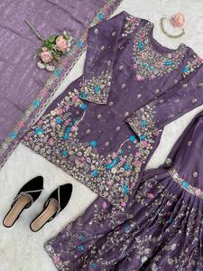 Traje Anarkali Sharara de Seda Bordada JMC para Mujer con Dupatta Bordada en 4 Lados, Colección Premium - Product Image 5