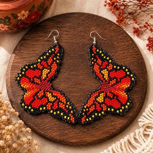 Pendientes de Mariposa con Cuentas de Colores, Estilo Bohemio, Hechos a Mano, Joyería Artística Moderna - Product Image 6