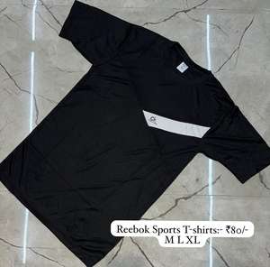 T-shirts noirs et blancs confortables et élégants pour hommes, doux et tendance pour garçons et hommes - Product Image 5