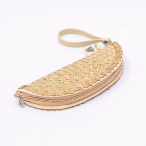 Bolso de mano de paja con forma de media luna, con cremallera y correa de cuero – Estilo vintage elegante - Product Image 3