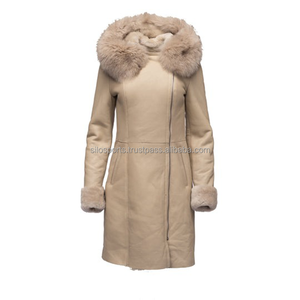 Abrigo de cuero impermeable largo de piel de oveja genuina OEM 2025, abrigo de moda con capucha de piel de zorro para mujer, abrigo de invierno calentado - Product Image 6