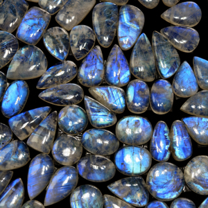 Lot de pierres précieuses mélangées en agate blanche naturelle et pierre de lune arc-en-ciel, formes variées, pour la fabrication de bijoux, 16x16x4mm 31x14x4mm (environ), 19 carats - Product Image 2