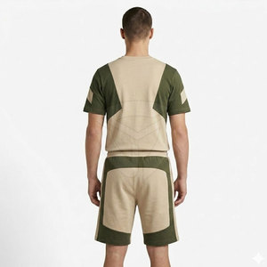 Ensemble t-shirt et short décontracté pour homme, tissu confortable et respirant, parfait pour l'été, usage quotidien, activités de plein air - Product Image 2