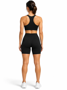Ensemble de yoga noir 2 pièces pour femme : Crop top dos nageur à encolure dégagée et short cycliste taille haute, tenue de sport sans couture - Product Image 4