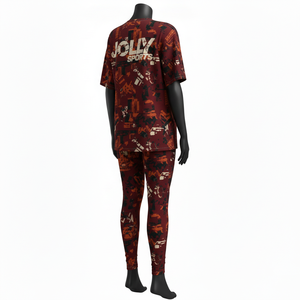 ชุดเสื้อยืดและเลกกิ้งผู้หญิง โพลีเอสเตอร์ผสมสแปนเด็กซ์ คุณภาพสูง 190 GSM ลายพิมพ์นามธรรมสีน้ำตาลแดง พร้อมโลโก้สกรีน - Product Image 5