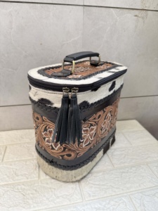Wholesale Portable Women Makeup Box Toiletry <b>Bag</b> Cowhide & <b>Tooled</b> Leather Jewelry Case Organizer Travel Cosmetic <b>Bag</b> With Handle - Product Image 2