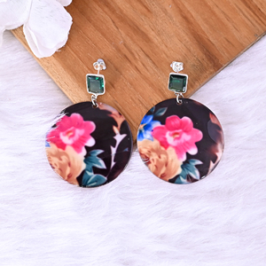 Boucles d'oreilles pendantes en résine avec tourmaline verte hydro et nacre |   Argent sterling 925 - Product Image 5