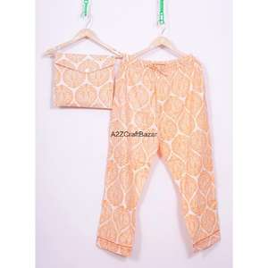 Bata de Seda Vintage Bohemia con Estampado Digital de Patchwork para Mujer, Cuello en V, Cordón Ajustable, Mangas Largas, Largo Completo, Transpirable, de Secado Rápido y Suave - Product Image 4