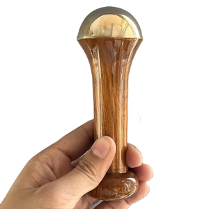 Varita Kansa 100% Pura con Mango de Madera Ecológico, Herramienta de Masaje Ayurvédica Pulida para Rostro y Cuerpo - Product Image 1