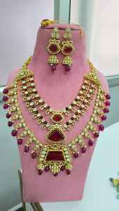 Conjunto de collar nupcial de calidad premium con Maang Tikka, joyería de lujo para bodas, trajes de fiesta, ropa étnica y occidental. - Product Image 3