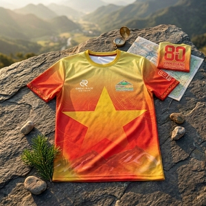 เสื้อวิ่งผู้ชายแบบสั่งทำพิเศษ ระบายอากาศได้ดี น้ำหนักเบา เหมาะสำหรับออกกำลังกายและเล่นกีฬา - Product Image 2